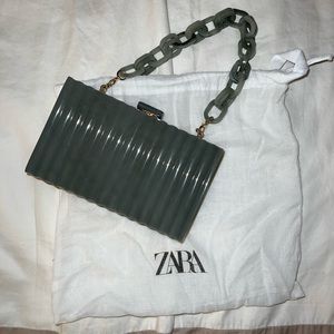 Zara Methacrylate Chain Box Bag - Jade Green Geometric Gold Trimming & Chain